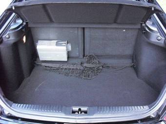 2004 Hyundai Coupe Pictures