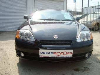 2004 Hyundai Coupe Pictures