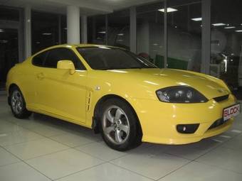 2005 Hyundai Coupe Pictures