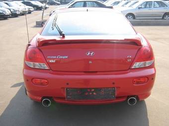 2005 Hyundai Coupe Photos