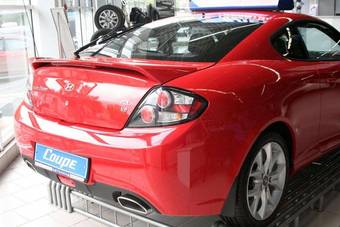 2008 Hyundai Coupe Images