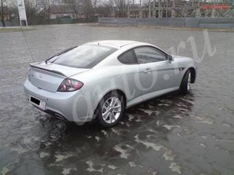 2008 Hyundai Coupe Pictures