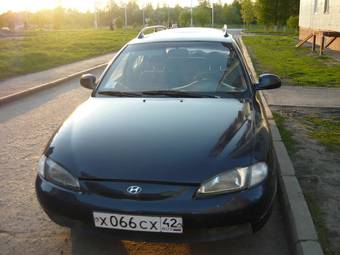 1996 Hyundai Elantra Pictures