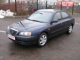 2003 Hyundai Elantra Photos