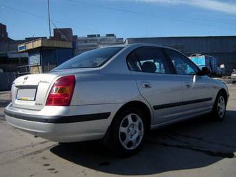 2003 Hyundai Elantra Photos