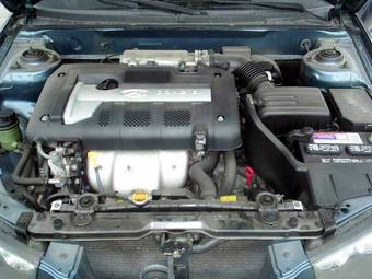 2003 Hyundai Elantra Photos