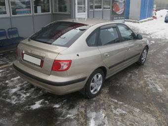 2004 Hyundai Elantra Pics