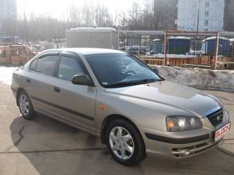 2004 Hyundai Elantra Pics