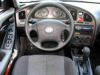 2004 Hyundai Elantra For Sale