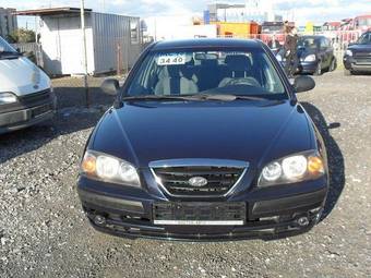 2004 Hyundai Elantra Photos