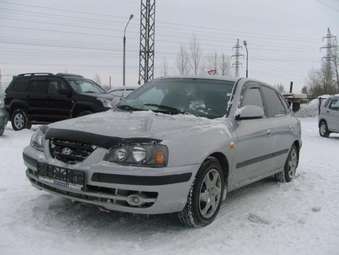 2005 Hyundai Elantra Pictures