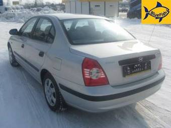 2005 Hyundai Elantra Pictures