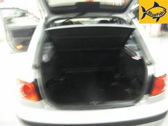 2005 Hyundai Elantra Pictures