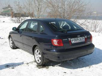 2005 Hyundai Elantra Pictures