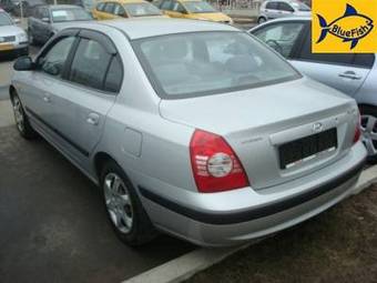 2005 Hyundai Elantra Pictures