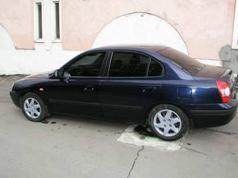 2005 Hyundai Elantra Pictures