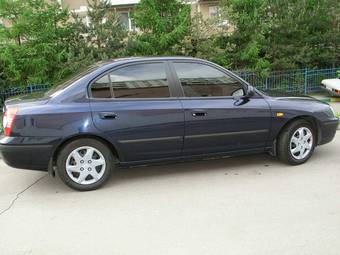 2005 Hyundai Elantra Pictures
