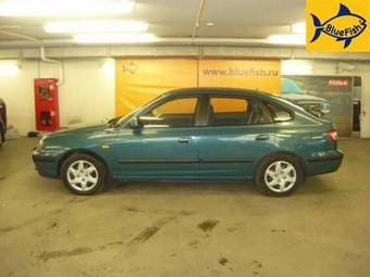 2005 Hyundai Elantra Pictures