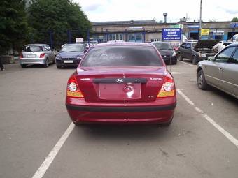 2005 Hyundai Elantra Pictures