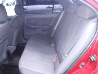 2005 Hyundai Elantra Images