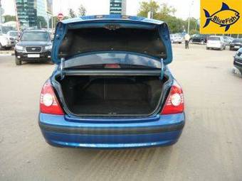 2005 Hyundai Elantra Pictures