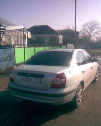 2006 Hyundai Elantra Photos