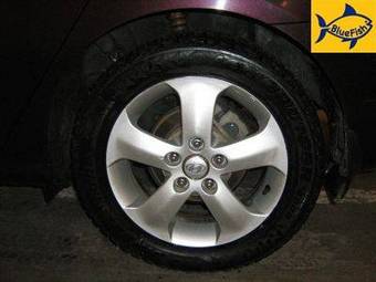 2006 Hyundai Elantra Photos