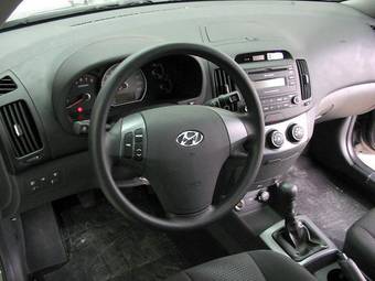 2007 Hyundai Elantra Pictures