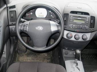 2008 Hyundai Elantra Pictures