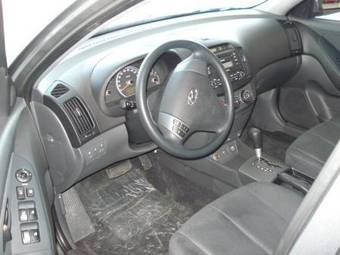 2008 Hyundai Elantra Pictures