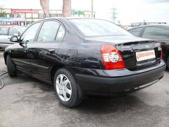 2009 Hyundai Elantra Pictures