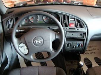 2009 Hyundai Elantra Photos