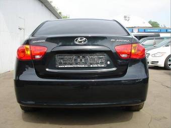 2009 Hyundai Elantra Photos