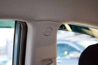 2010 Hyundai Elantra Pics