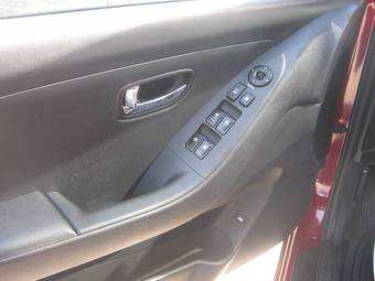 2010 Hyundai Elantra Images
