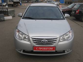 2010 Hyundai Elantra Photos
