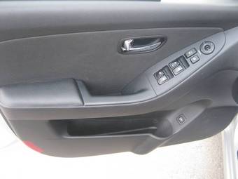 2010 Hyundai Elantra Images