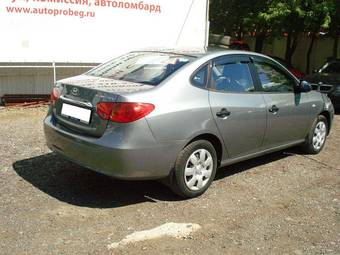 2010 Hyundai Elantra Photos