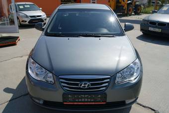 2010 Hyundai Elantra Photos