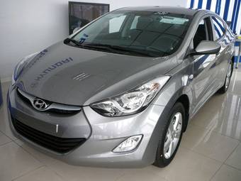 2011 Hyundai Elantra Photos