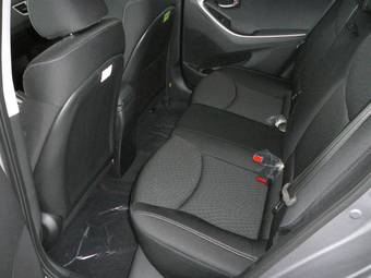 2011 Hyundai Elantra Images