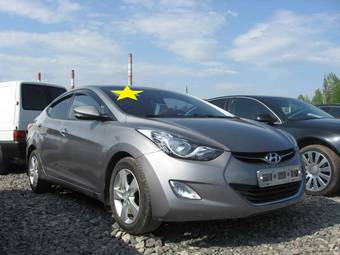 2011 Hyundai Elantra Photos