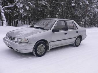 1993 Hyundai Excel Photos