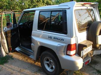 1999 Hyundai Galloper Pictures