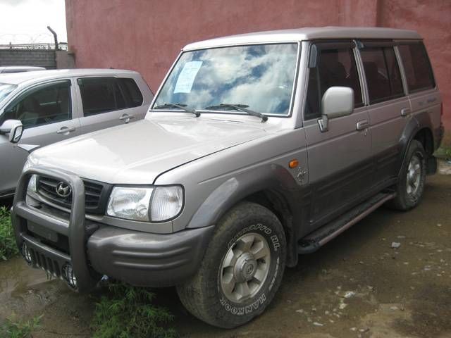 2001 Hyundai Galloper