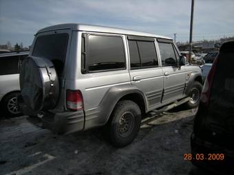 2001 Hyundai Galloper Photos