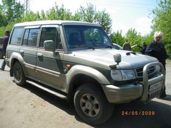 2001 Hyundai Galloper Pictures