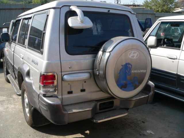 2002 Hyundai Galloper