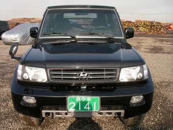 2002 Hyundai Galloper Pictures