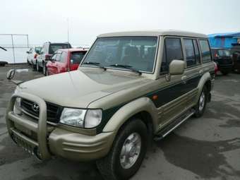 2002 Hyundai Galloper Photos